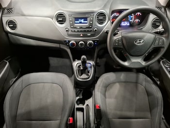 Used Hyundai i10 2017 for sale - 79006802: Photo