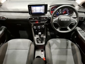 Used Dacia Sandero Stepway 2024 for sale - 79011238: Photo