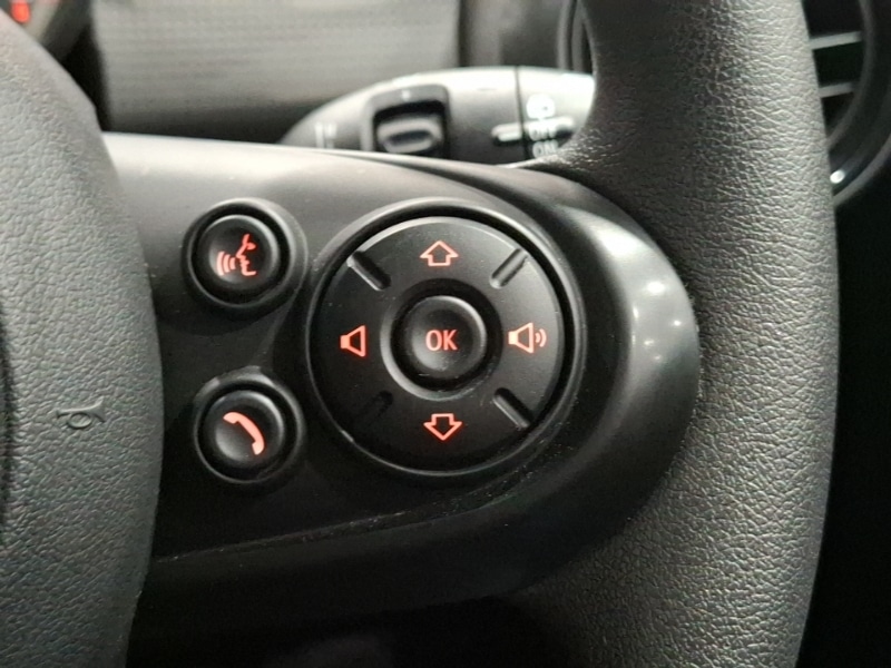 Used MINI Hatch 2019 for sale - 76383795: Photo 19