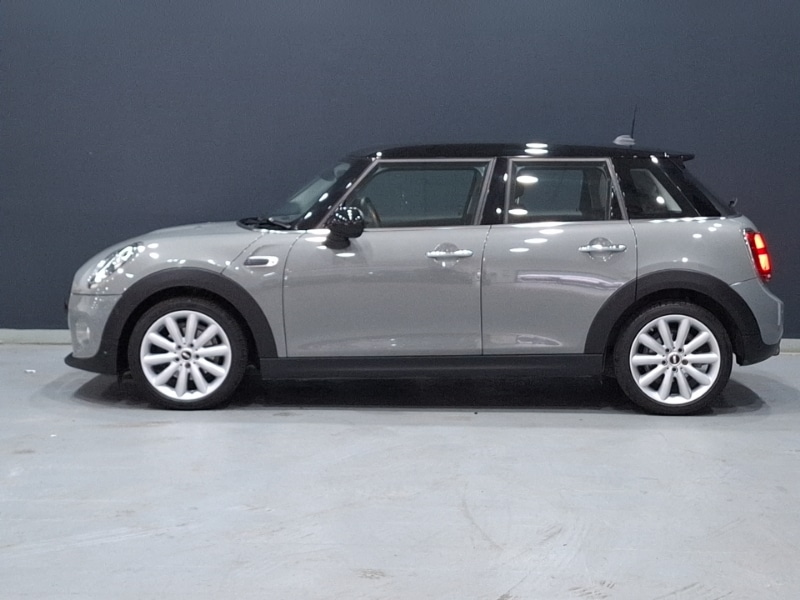 Used MINI Hatch 2019 for sale - 76383795: Photo 4