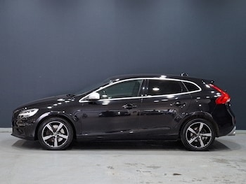 Used Volvo V40 2019 for sale - 78326764: Photo