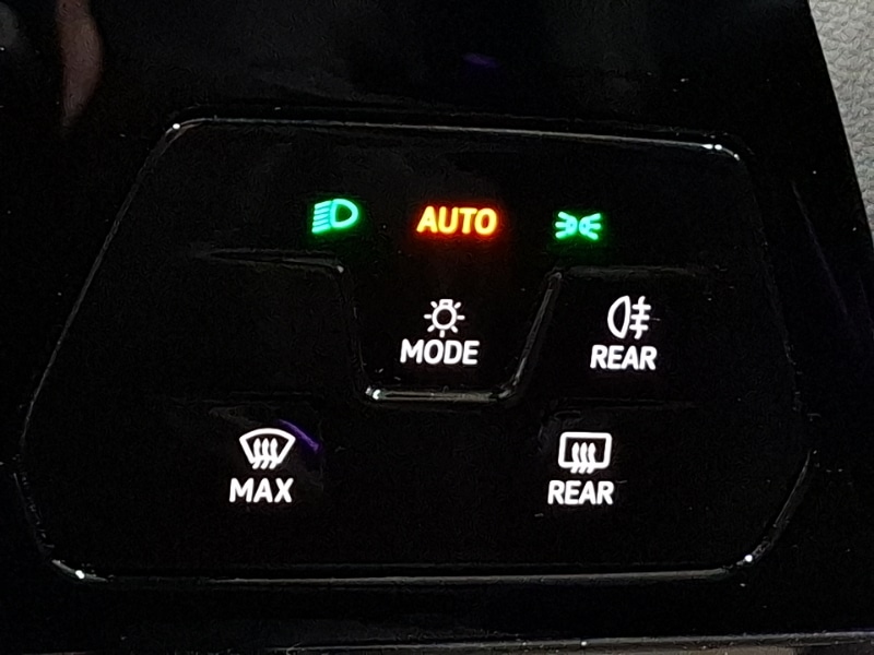 Used Volkswagen Golf 2022 for sale - 76644001: Photo 19