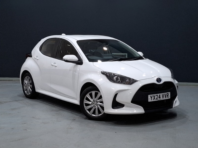 Used Toyota Yaris 2024 for sale - 76451144: Photo 1