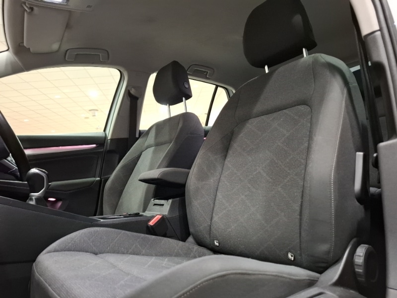 Used Volkswagen Golf 2020 for sale - 77595950: Photo 12