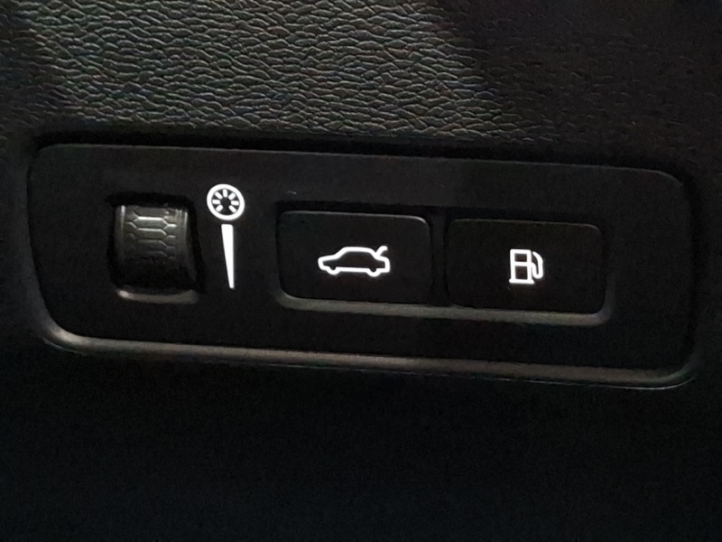 Used Volvo XC40 2022 for sale - 78079902: Photo 19