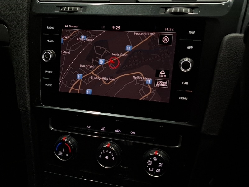 Used Volkswagen Golf 2017 for sale - 77595941: Photo 13