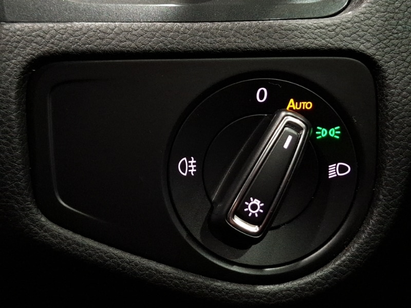 Used Volkswagen Golf 2017 for sale - 77595941: Photo 19