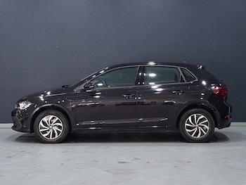Used Volkswagen Polo 2023 for sale - 78654058: Photo