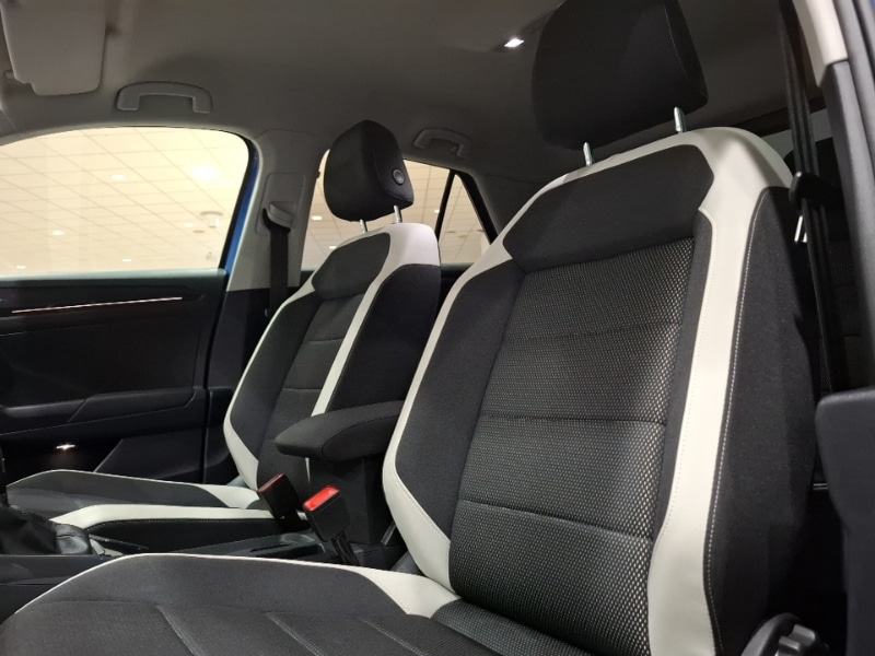 Used Volkswagen T-Roc 2019 for sale - 77600763: Photo 12