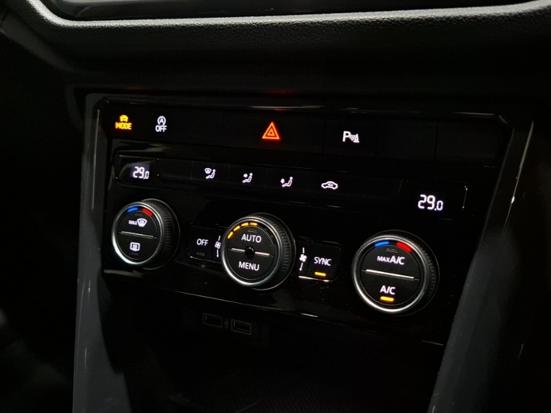 Used Volkswagen T-Roc 2019 for sale - 77600763: Photo 16