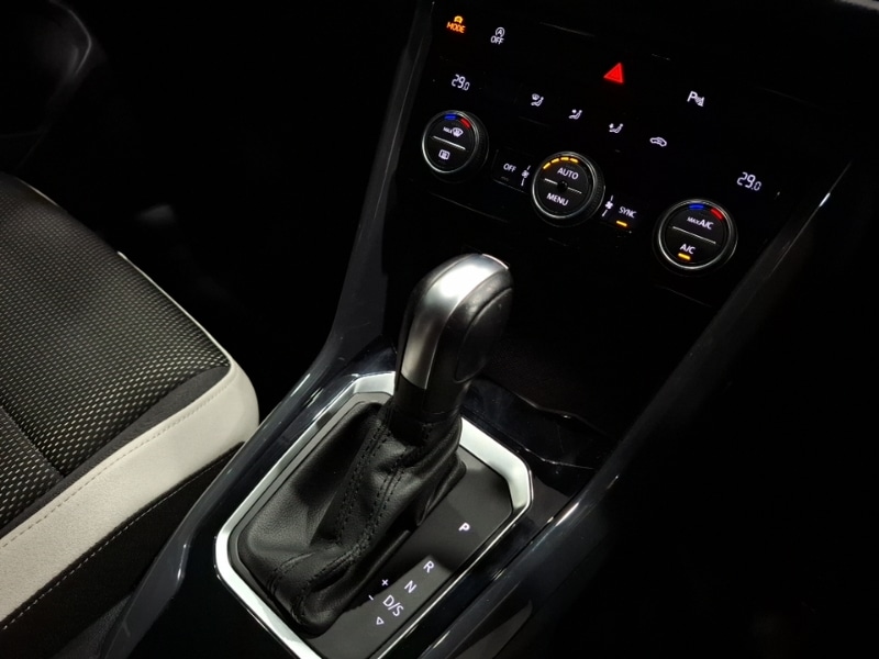 Used Volkswagen T-Roc 2019 for sale - 77600763: Photo 17