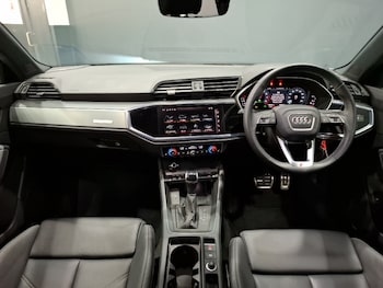 Used Audi Q3 2024 for sale - 75762899: Photo