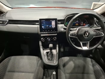 Used Renault Clio 2023 for sale - 77797464: Photo