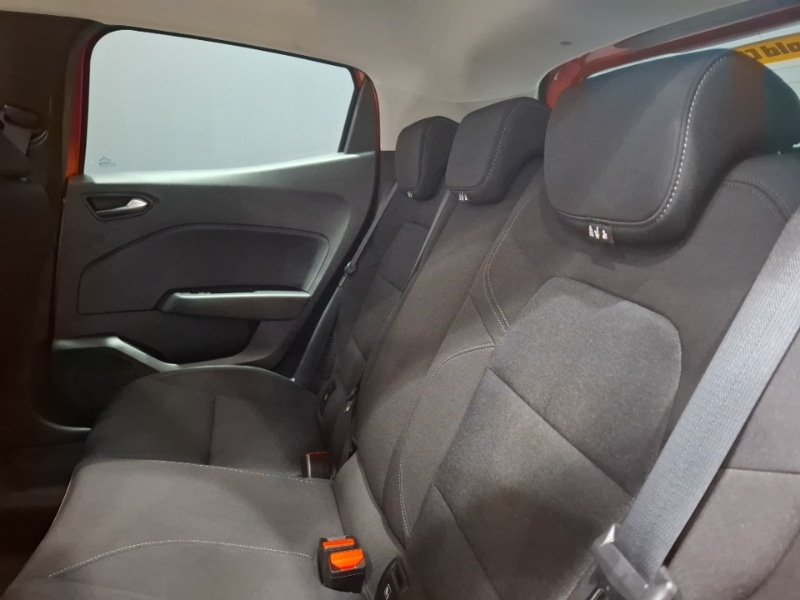 Used Renault Clio 2023 for sale - 77797464: Photo 6