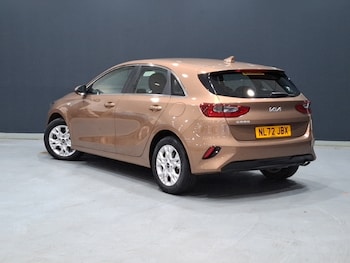 Used Kia Ceed 2022 for sale - 76511624: Photo