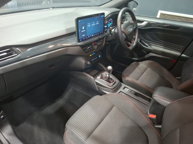 Used Ford Focus 2023 for sale - 76785860: Photo 5