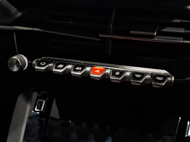 Used Peugeot 2008 2021 for sale - 77272793: Photo 15