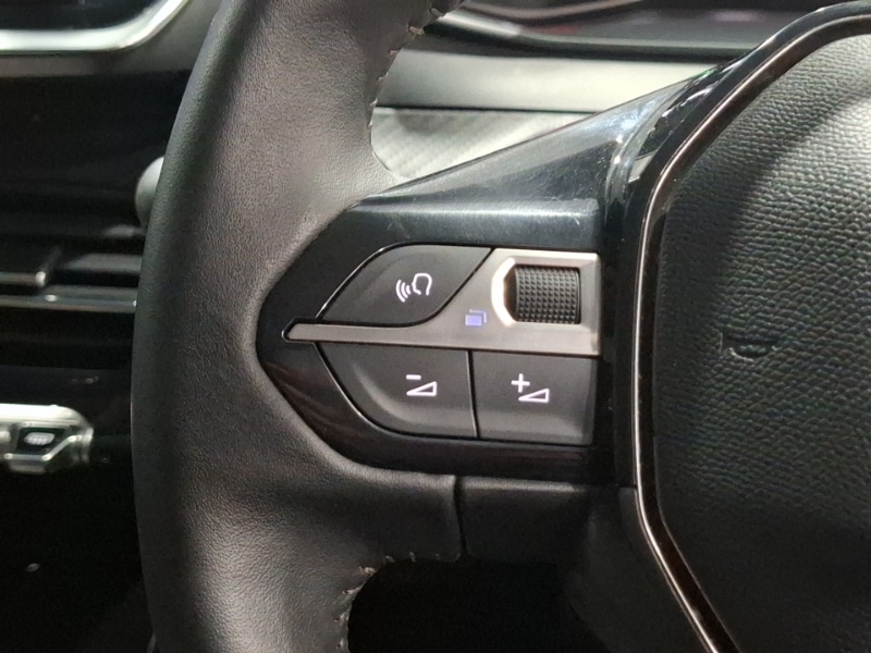 Used Peugeot 2008 2021 for sale - 77272793: Photo 17