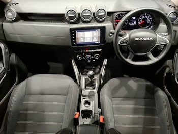 Used Dacia Duster 2024 for sale - 79183032: Photo