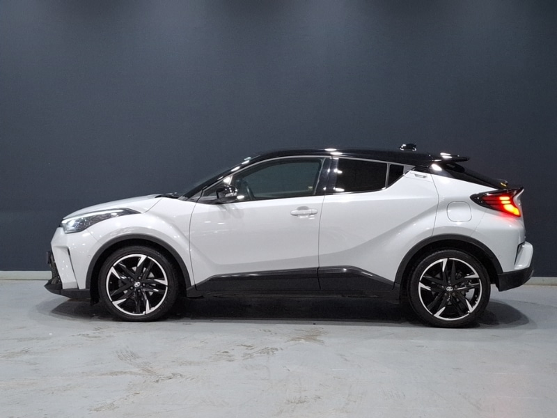 Used Toyota C-HR 2022 for sale - 76325760: Photo 4