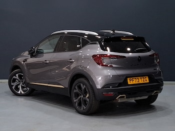 Used Renault Captur 2023 for sale - 75767963: Photo