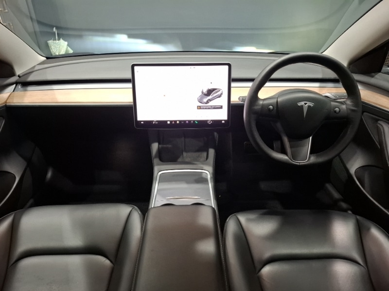 Used Tesla Model 3 2021 for sale - 76974934: Photo 2