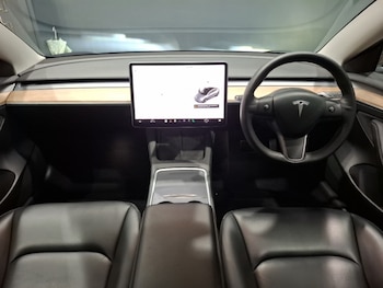 Used Tesla Model 3 2021 for sale - 76974934: Photo