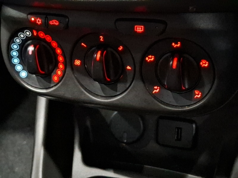 Used Vauxhall Corsa 2018 for sale - 78126438: Photo 14