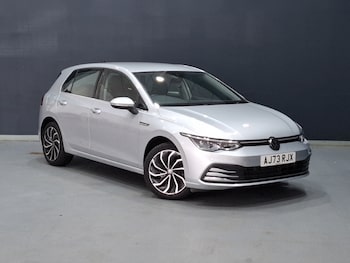 Used Volkswagen Golf 2023 for sale - 75972134: Photo