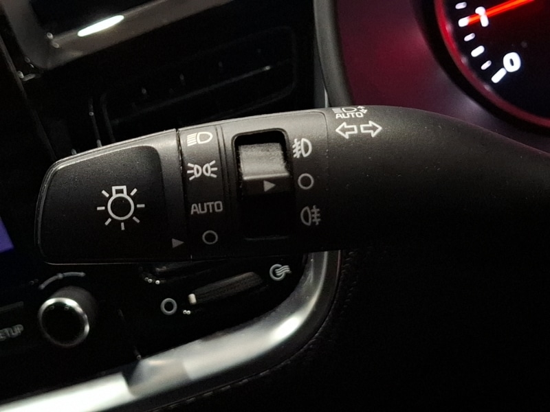 Used Kia Stonic 2023 for sale - 78041096: Photo 18