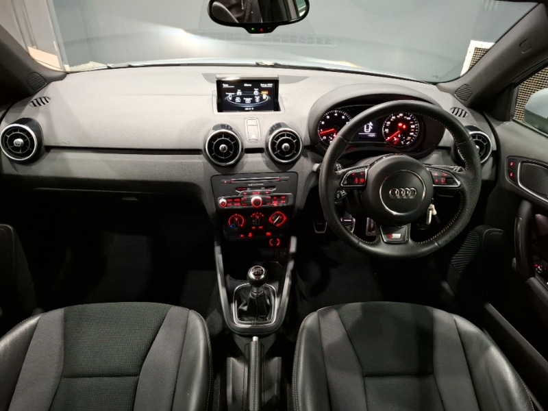 Used Audi A1 2016 for sale - 76213604: Photo 2