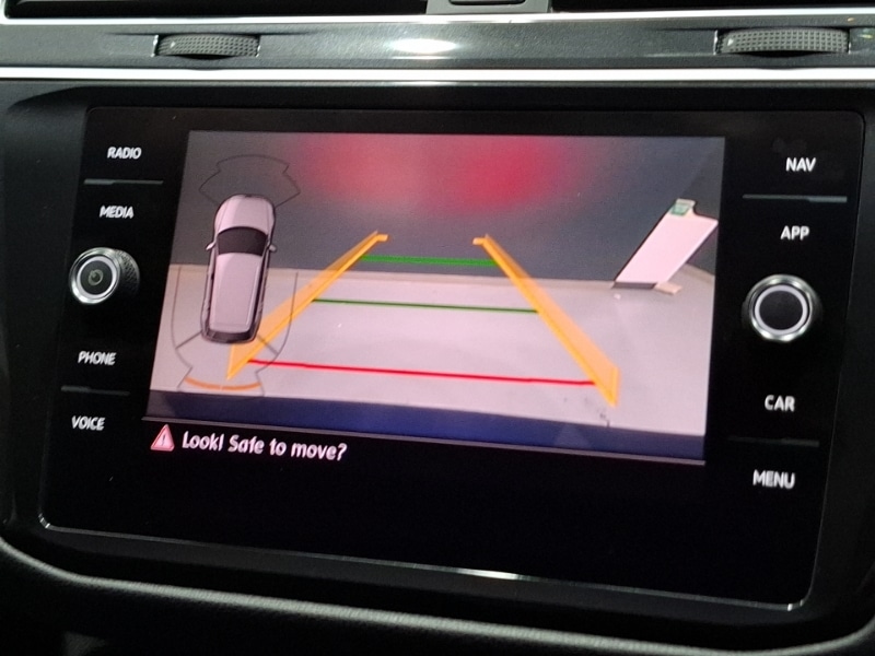 Used Volkswagen Tiguan 2019 for sale - 76408300: Photo 11