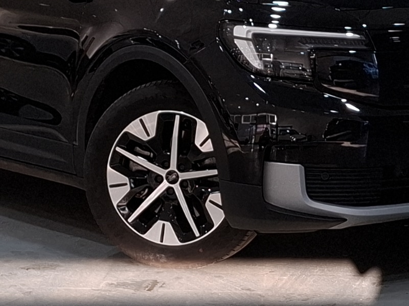 Used Ford Explorer 2025 for sale - 76893423: Photo 9