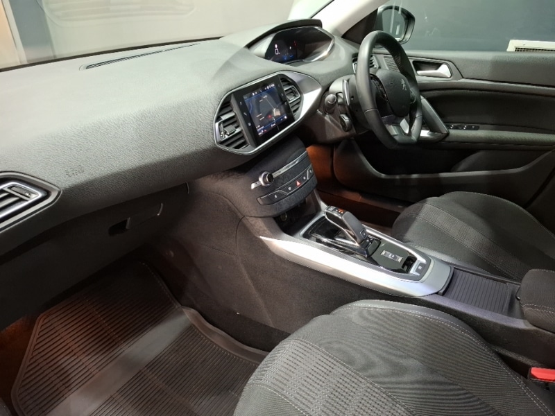 Used Peugeot 308 2021 for sale - 76834060: Photo 5