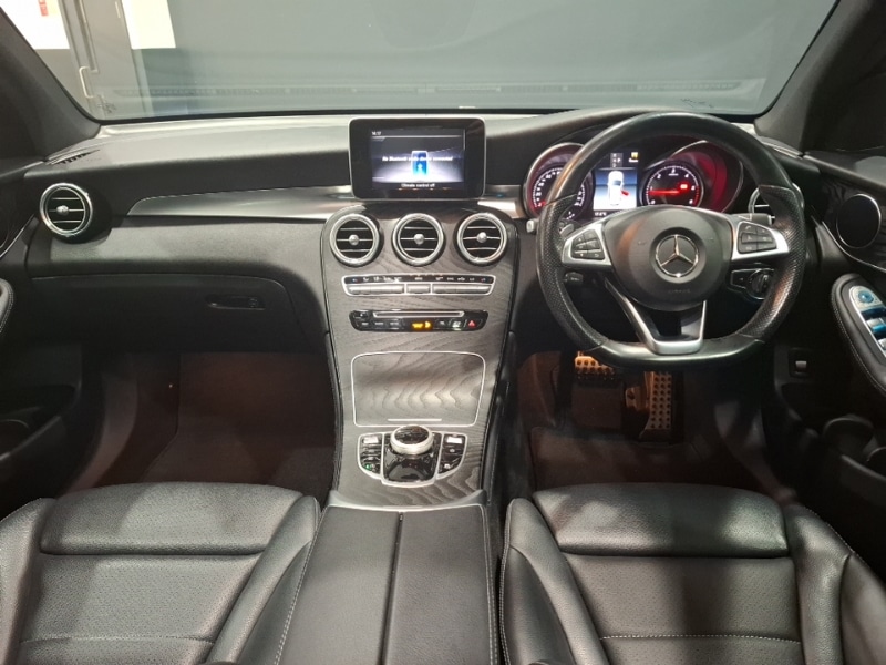 Used Mercedes-Benz GLC 2018 for sale - 76707737: Photo 2