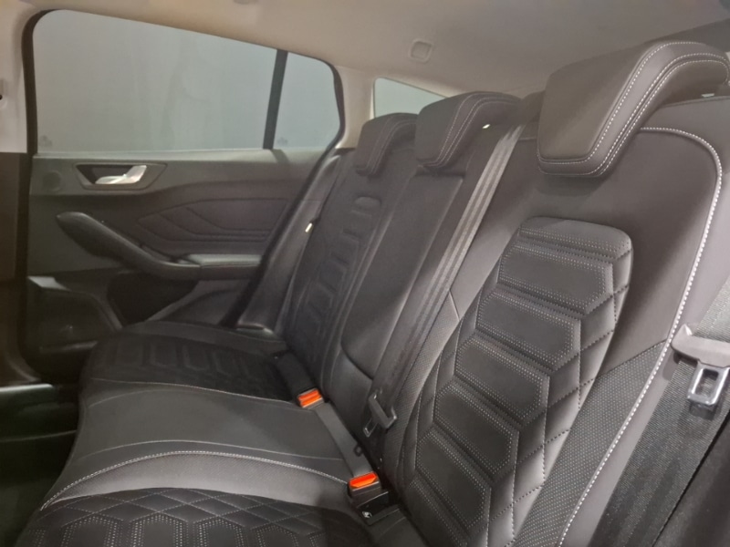 Used Ford Focus 2023 for sale - 77736690: Photo 6