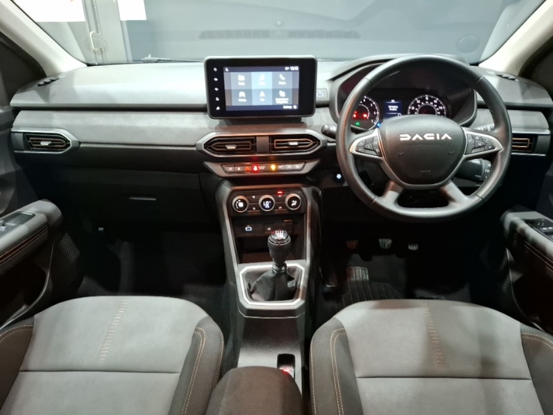 Used Dacia Sandero Stepway 2024 for sale - 76963893: Photo 2