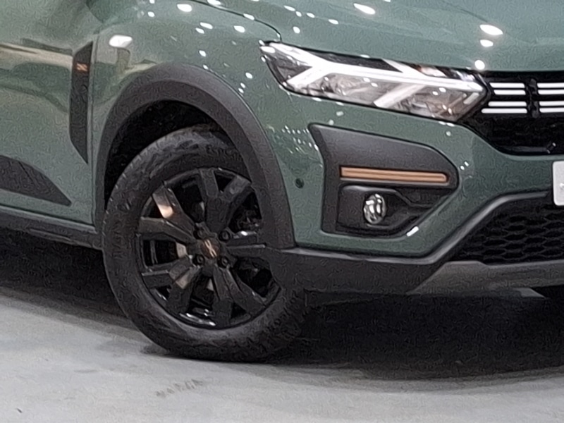 Used Dacia Sandero Stepway 2024 for sale - 76963893: Photo 9