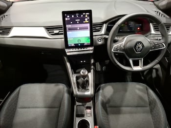 Used Renault Captur 2024 for sale - 79424927: Photo