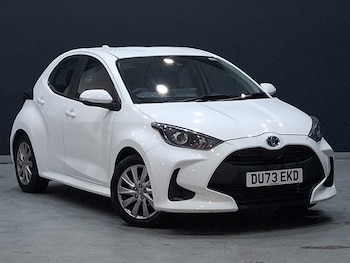 Used Toyota Yaris 2023 for sale - 78490418: Photo