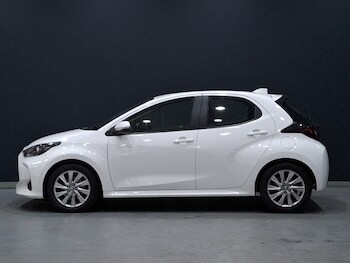 Used Toyota Yaris 2023 for sale - 78490418: Photo