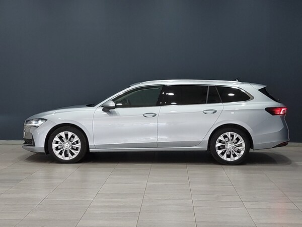Used Skoda Superb 2024 for sale - 74712052: Photo 4