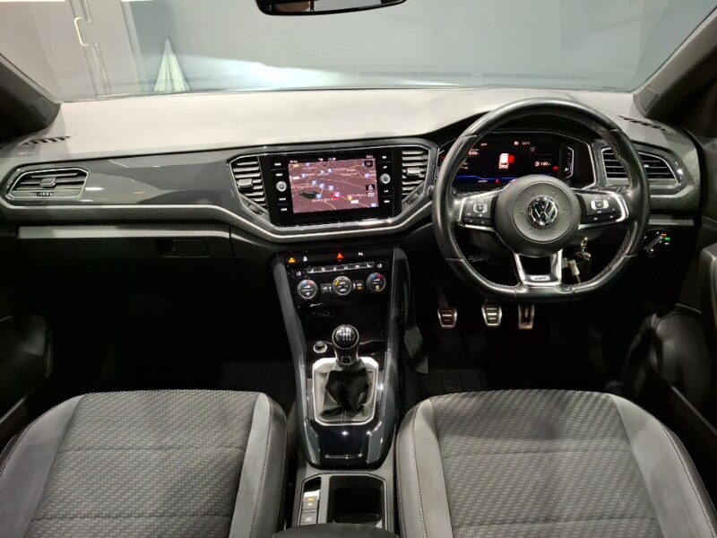 Used Volkswagen T-Roc 2018 for sale - 77078140: Photo 2