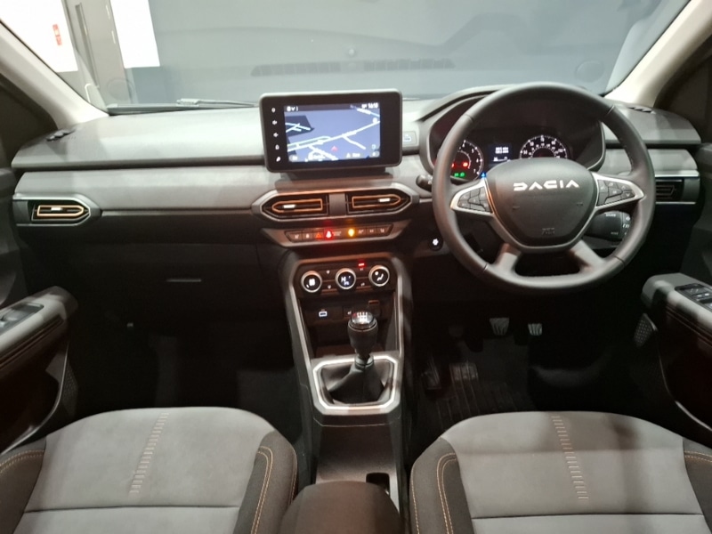 Used Dacia Sandero Stepway 2024 for sale - 76970685: Photo 2