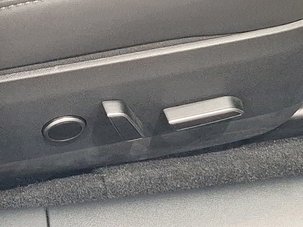 Used Tesla Model 3 2021 for sale - 76213251: Photo 12