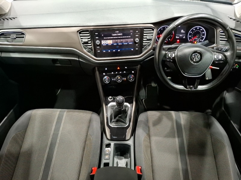 Used Volkswagen T-Roc 2019 for sale - 77815740: Photo 2