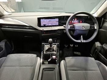 Used Vauxhall Astra 2023 for sale - 75558386: Photo