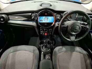 Used MINI Hatch 2022 for sale - 78147355: Photo