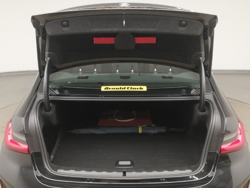 Used BMW 3 Series 2024 for sale - 77194134: Photo 8