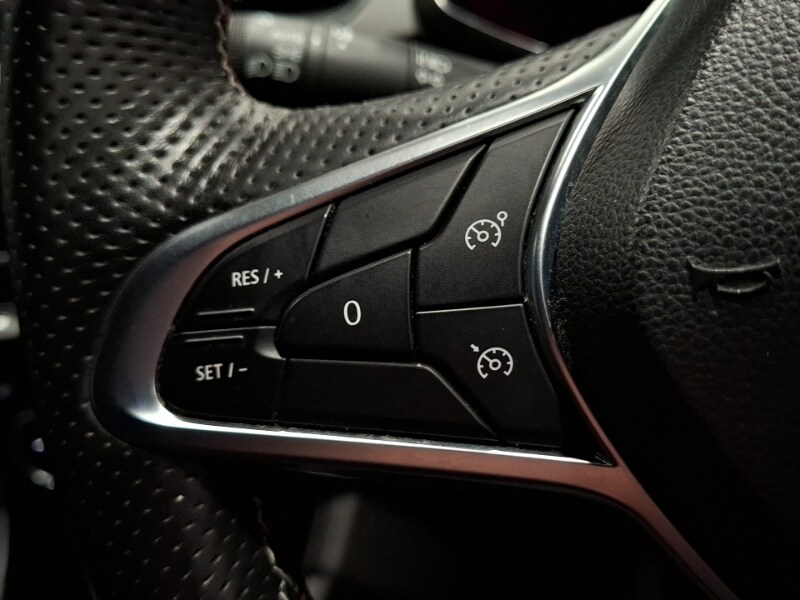 Used Renault Captur 2022 for sale - 77832597: Photo 15